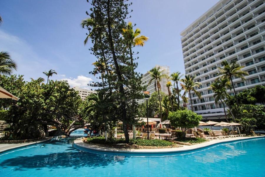 Emporio Acapulco Hotel Ngoại thất bức ảnh The pool at the Royal