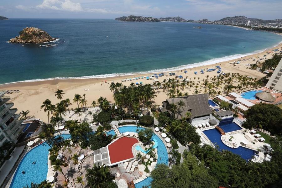 Emporio Acapulco Hotel Ngoại thất bức ảnh Aerial view of the resort