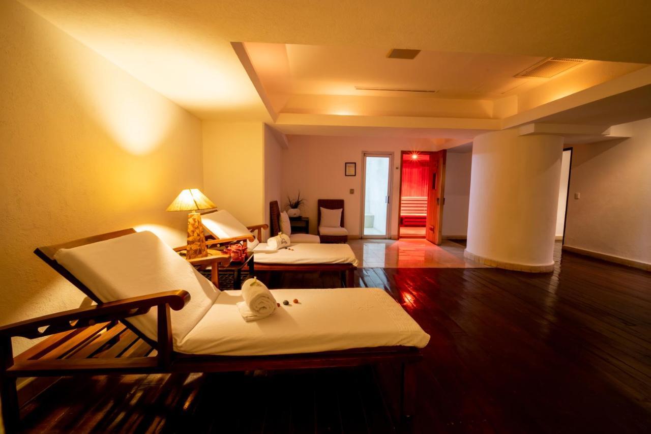 Emporio Acapulco Hotel Ngoại thất bức ảnh Spa at the hotel