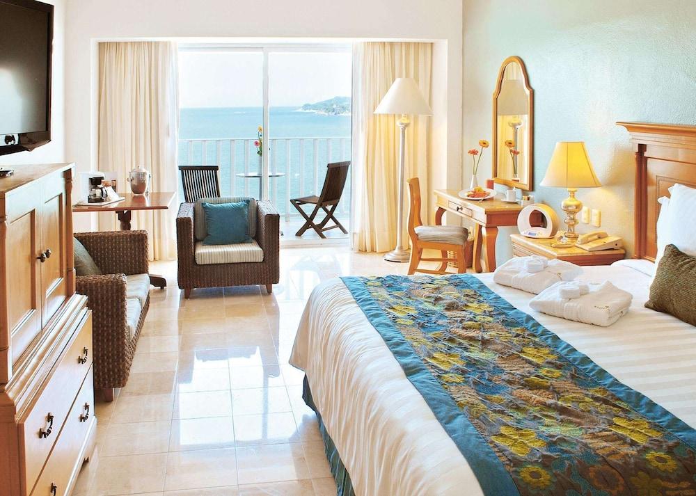 Emporio Acapulco Hotel Ngoại thất bức ảnh A typical room at the resort